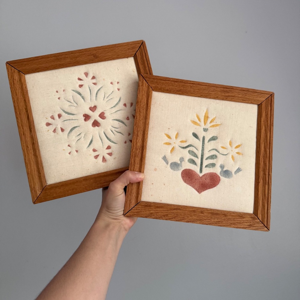 Vintage Folk Art Framed Textile Wall Decor Set Hearts Birds Floral Oak Frame 2pc